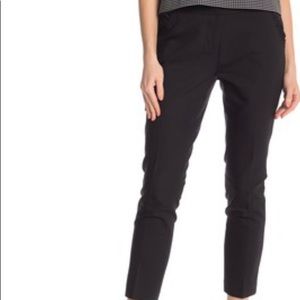 Amanda & Chelsea Ruffle Trim Pocket Cropped Pants